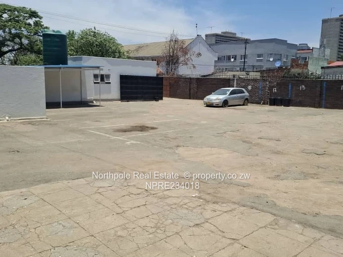 St George's Flat To Rent ( 7th and Chitepo)