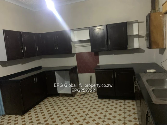 Solid Family house available for letting  