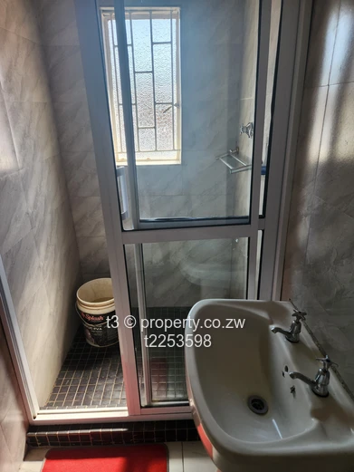  Charming Family Home – Windsor Park, Ruwa