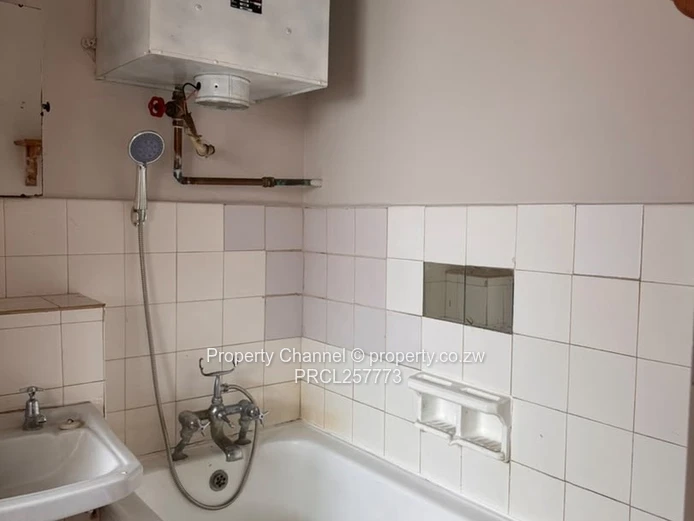 1-Bed Garden Flat in Avenues — Parquet Floors & Borehole
