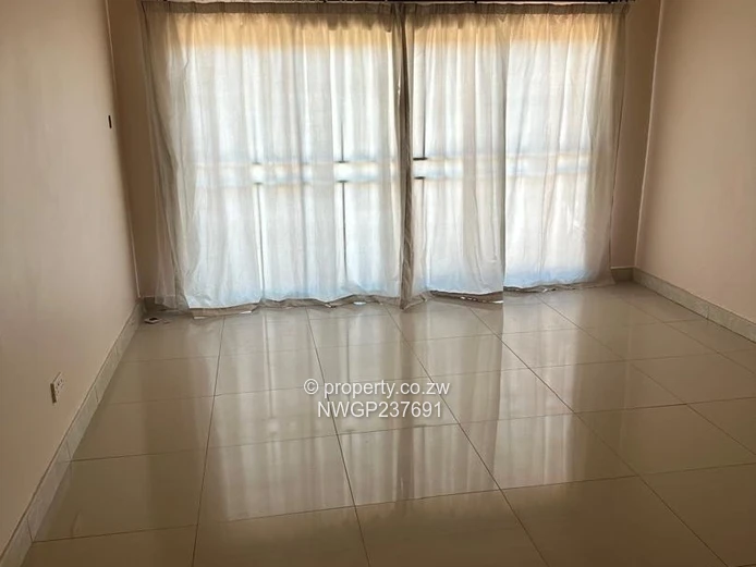 Selbourne Park 3-Bed Townhouse with Garage & Garden