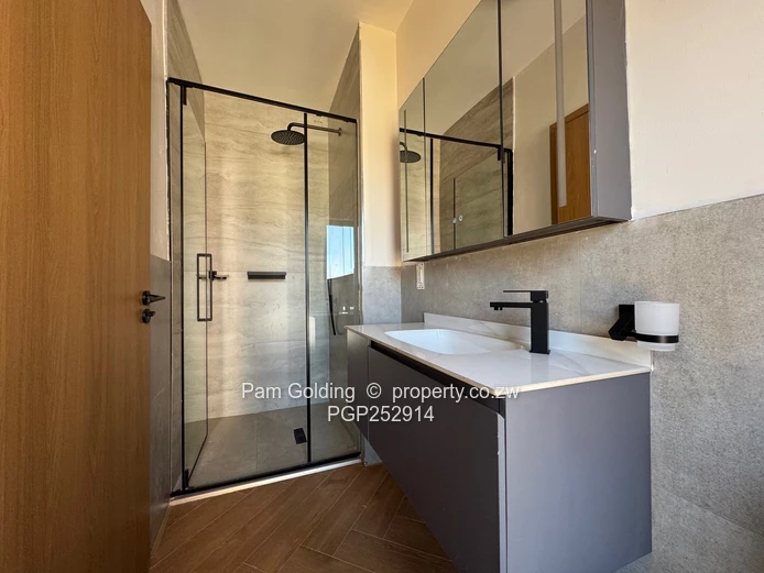 Modern 2 Bedroom Apartment - Glen Lorne 