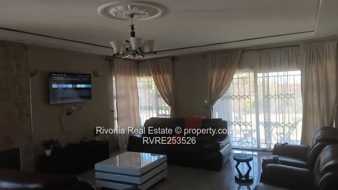Mount Pleasant Heights: 5-Bed Home w/ Borehole & Solar