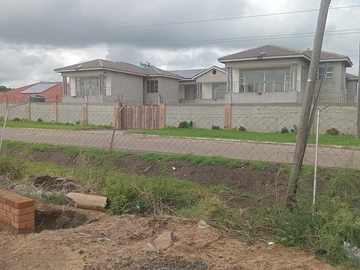 Stands & Residential Land