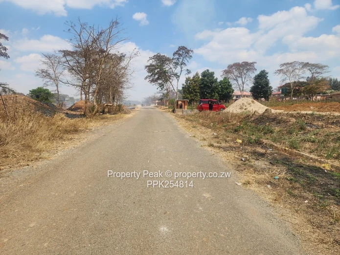 Chipukutu Park  Ruwa 800m² Stand on Tarred Main Road For Sale