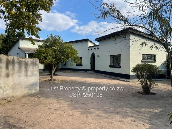 Hatfield 2Bed Cottage: Rent