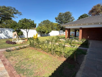 7 Bedroom House