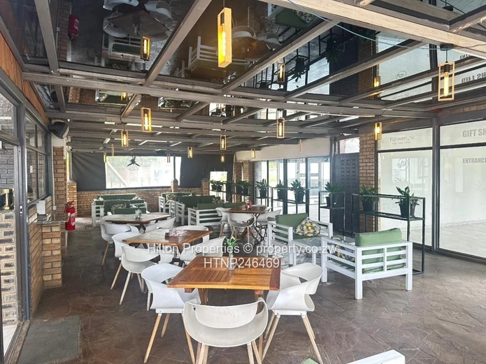 Stylish Coffee Shop/Café in Highlands 