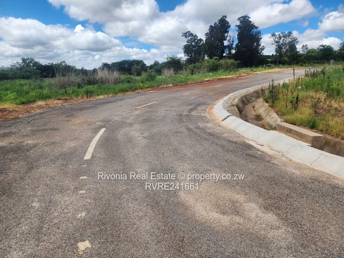 2000 m² Kinsley Park Stand in Borrowdale North — Access Control & Tarred Road