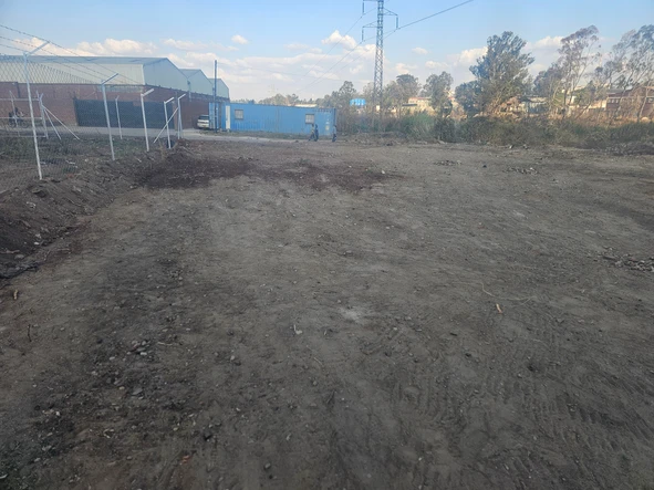 Commercial & Industrial Land