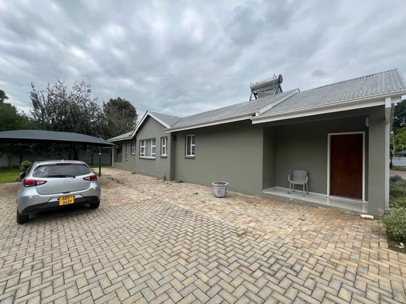 3 Bedroom Garden Flat