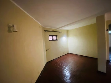3 Bedroom Flat & Apartment