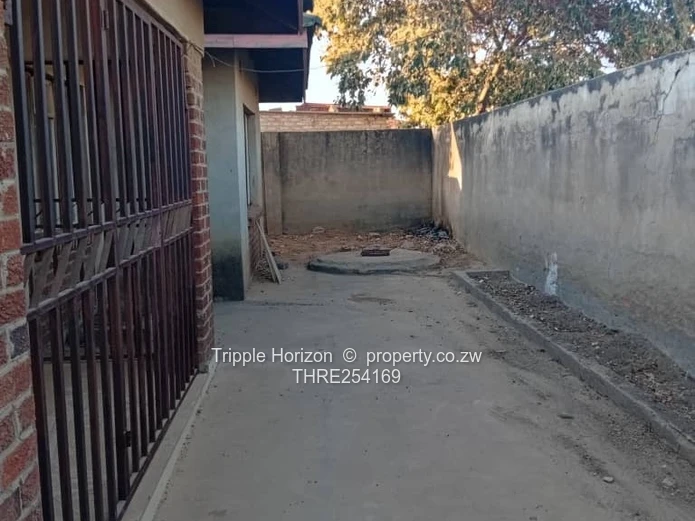 Damofalls phase 4 house for sale with deeds 