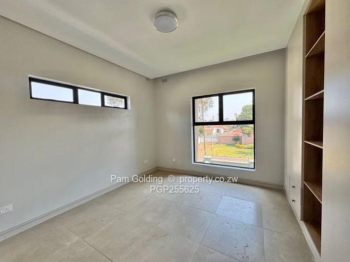 Modern 3 Bedroom Apartment - Highlands 