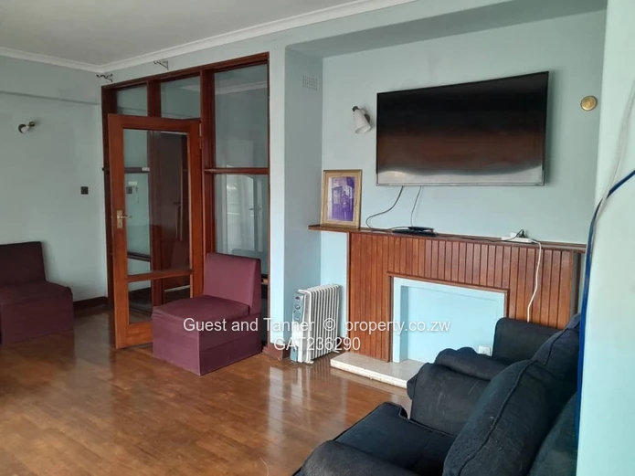 Spacious 3-BR Flat for Sale at Chelmscote Mansion, Bainnes Avenue – Prime Location with Borehole