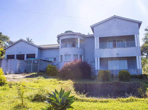 Unrivalled Views And Location On Carrick Creagh!