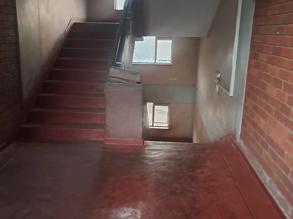2 Bedroom Flat & Apartment