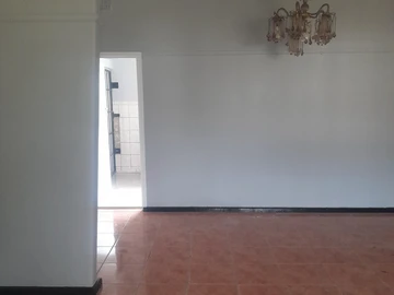 2 Bedroom Flat & Apartment