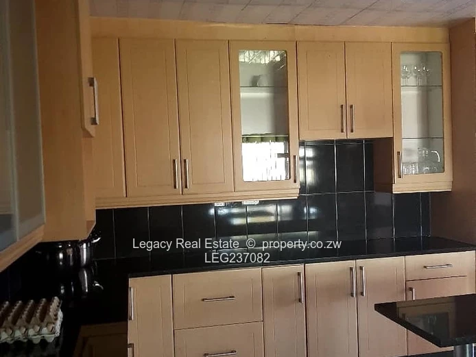 Premium Chadcombe Home With Triple Garage & Borehole