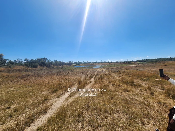  Darwendale Farm - 400 hectares 