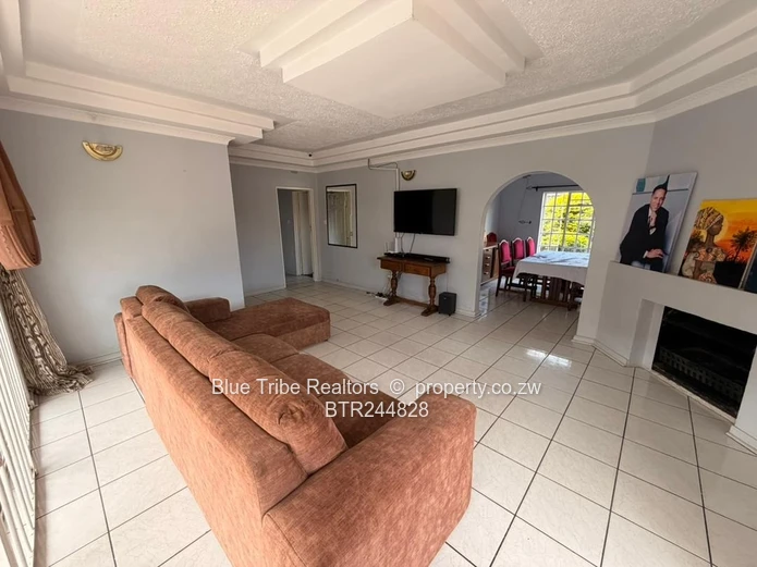 House for rent in Waterfalls 