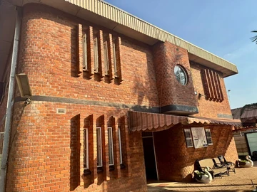 Shop & Retail Property