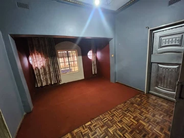 2 Bedroom Garden Flat