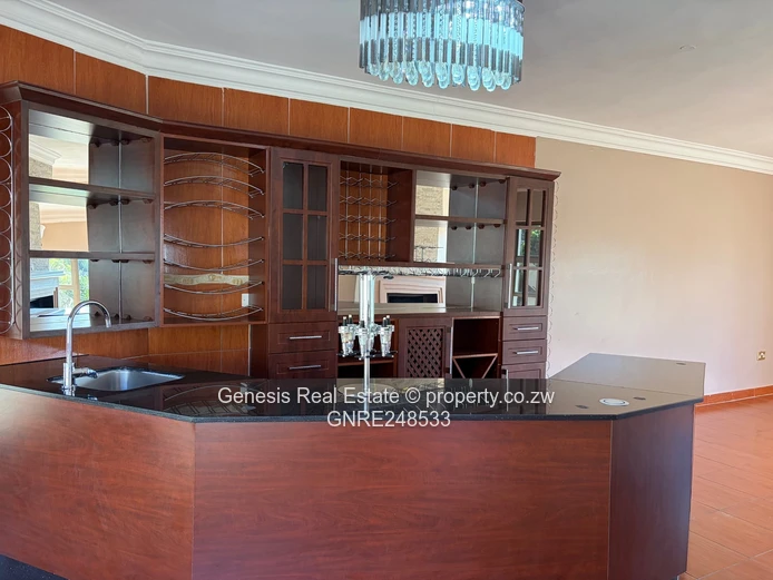 Palatial double story for sale in Gletwin