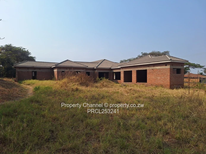 Impressive Incomplete Residence on ±5,000sqm