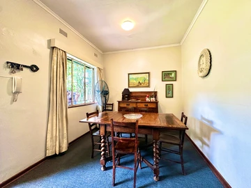 3 Bedroom Flat & Apartment