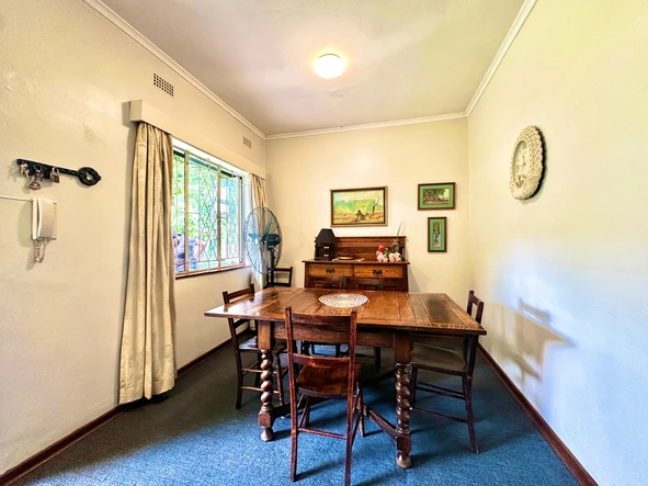 3 Bedroom Flat & Apartment