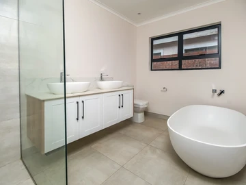 2 Unit Townhouse Complex