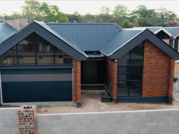 4 Unit Townhouse Complex