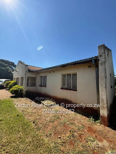 3 Bedroomed House For Sale In Westgate | $500 per month | Close to Westagate Complex