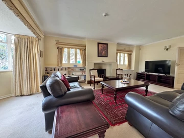 3 Bedroom Garden Flat