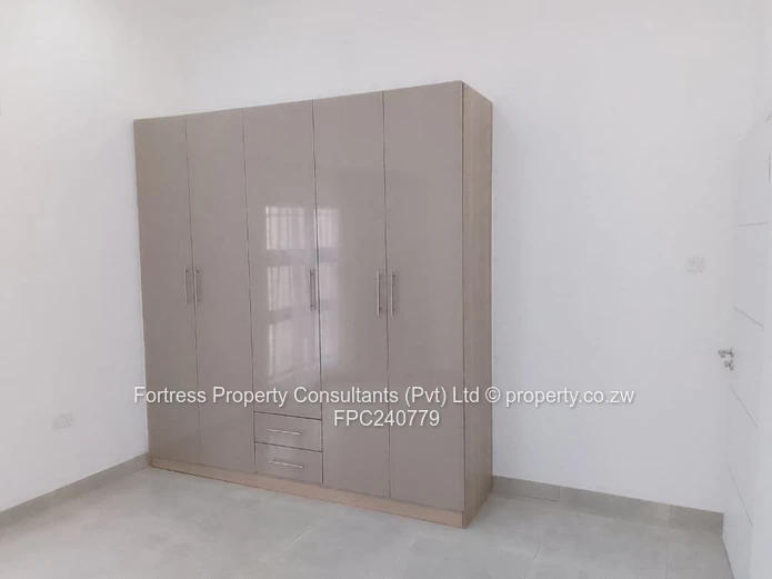 New Property-Perfect Lock & go