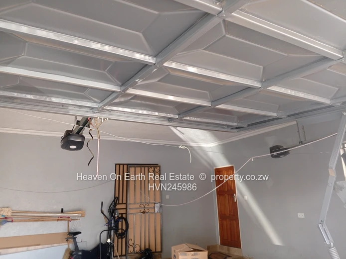 Elegant Home in Springvale with Modernist design 