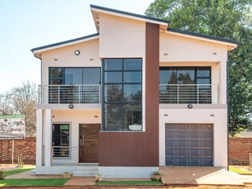 7 Unit Townhouse Complex