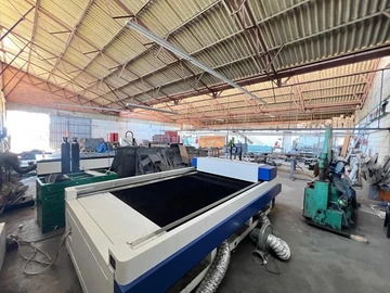 Warehouse & Factory