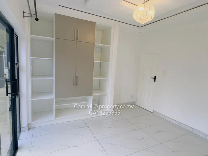 Modern 3-Bed Townhouse in Arlington — Borehole & Solar3