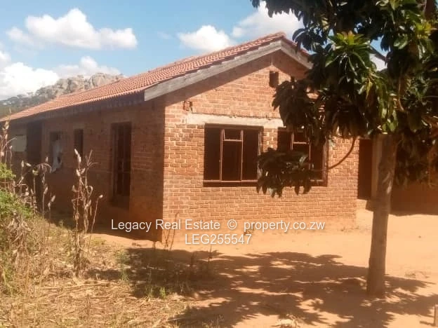 Charlotte Brooke 4-Bed Brick Fixer with Verandah & Garage