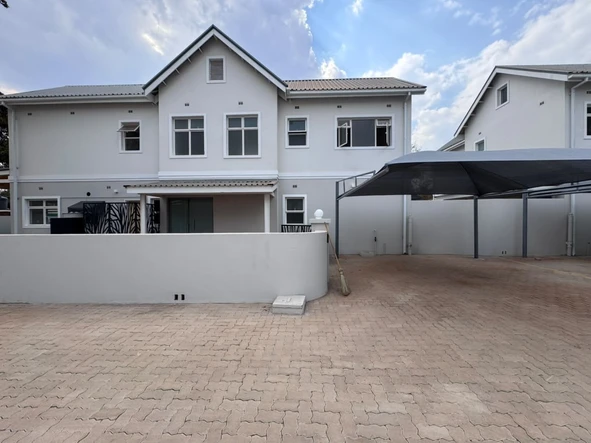 4 Bedroom Townhouse Complex