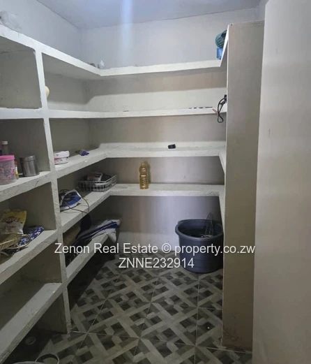 16ha farm with a 5Bed house in Beatrice, 250k, Ready for deeds  (Sole Mandate)