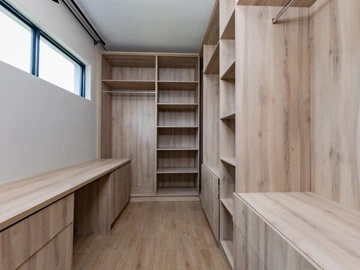 5 Unit Townhouse Complex