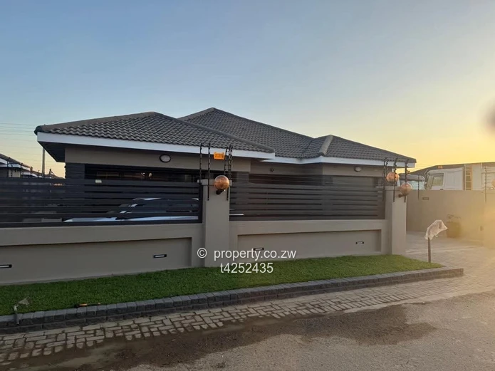 Madokero house to rent 