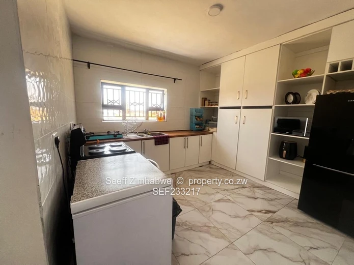 Newly Built 3-Bedroom Units for Rent in Zimre Park