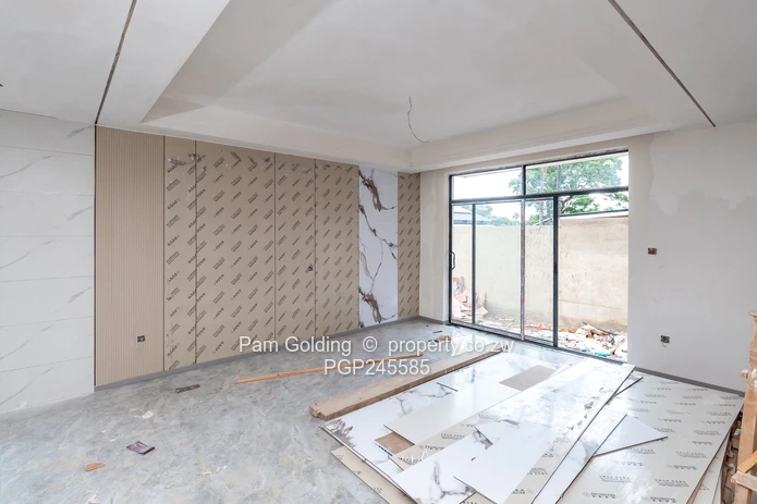 PRICE REDUCED — Upmarket Townhouses for Sale in Highlands