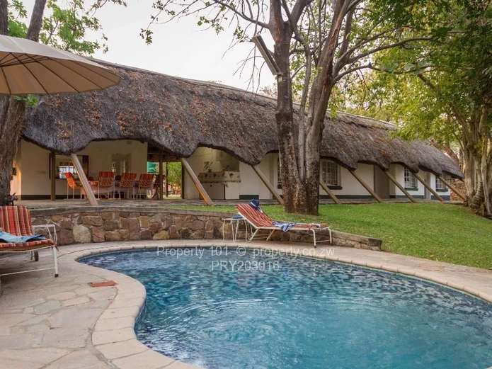 Kariba, Lodge forsale