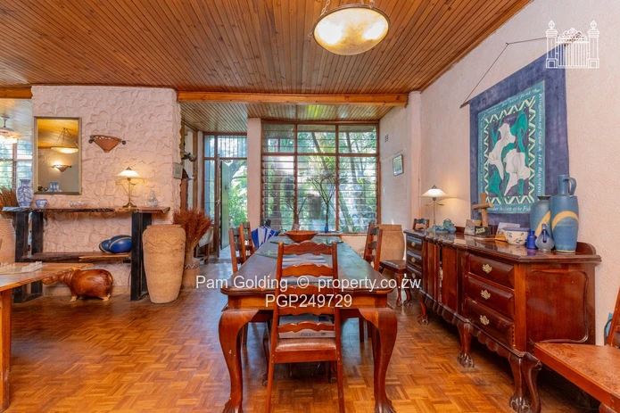 Glen Lorne Family Home Set Amongst Mature Trees and Established Gardens 