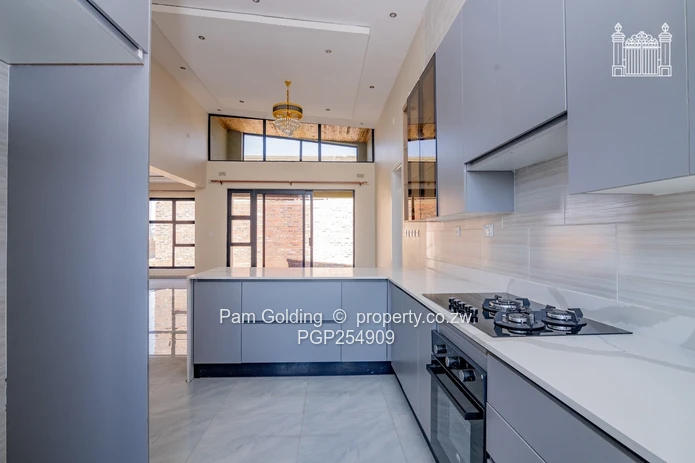 Newly Built Townhouse To Let – Pomona City